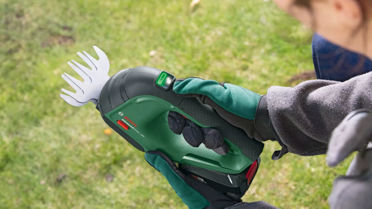 sculpte-buissons / coupe-herbes sans-fil AdvancedShear 18V-10 Bosch solo